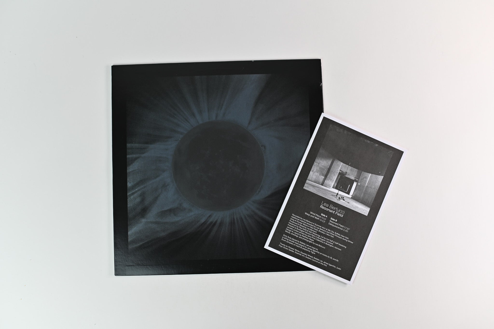 Lea Bertucci - Resonant Field on NNA Tapes Special Edition Silver Vinyl