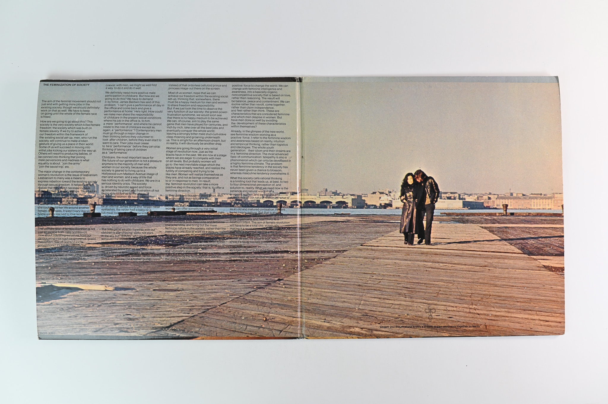 Yoko Ono - Approximately Infinite Universe on Apple