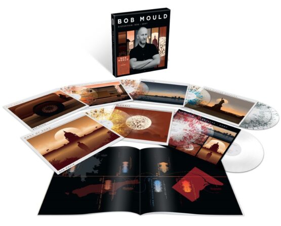 [DAMAGED] Bob Mould - Distortion: 1996-2007 [Signed 140-Gram Clear Splatter Vinyl] [Import]
